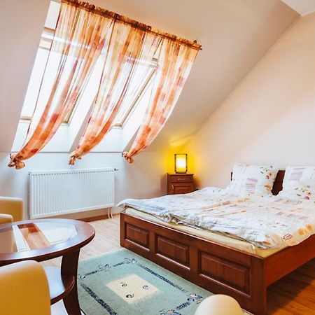 Apartamenty U Barbary Элк Экстерьер фото